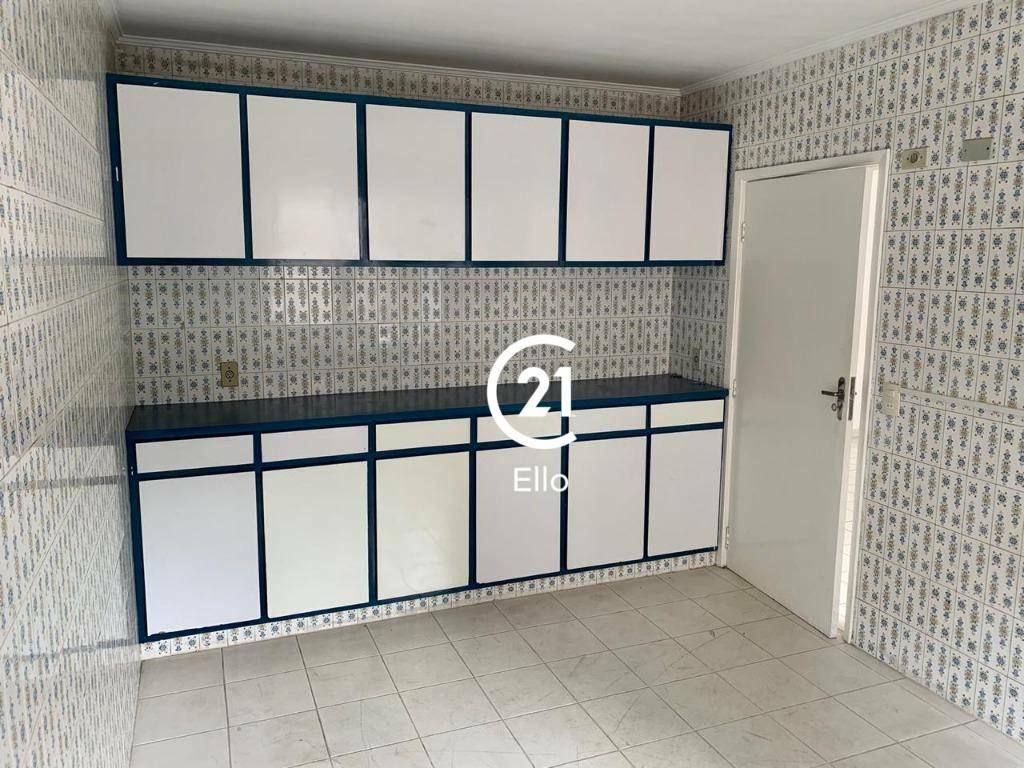 Apartamento para alugar com 3 quartos, 157m² - Foto 12