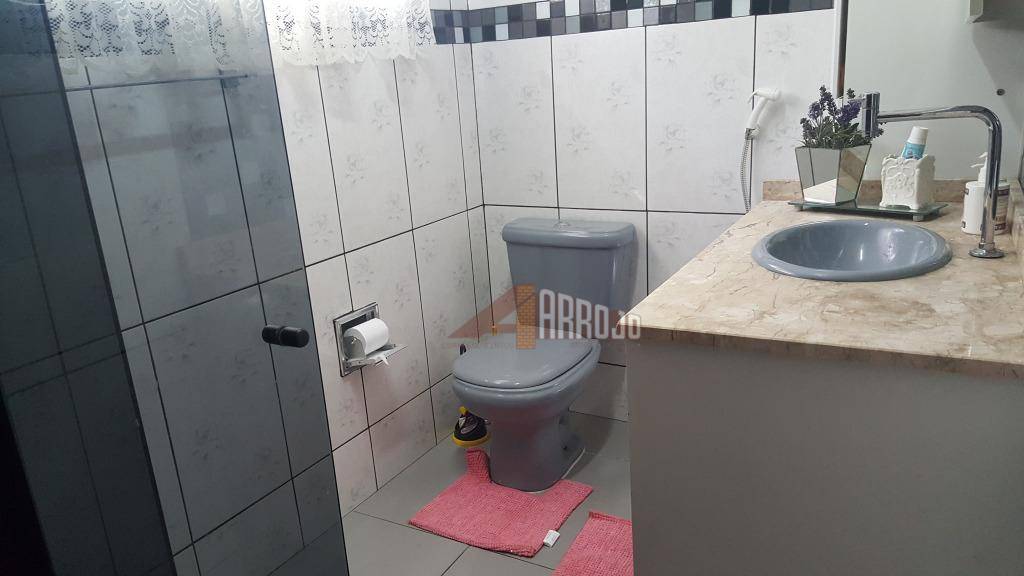 Sobrado à venda com 2 quartos, 135m² - Foto 11