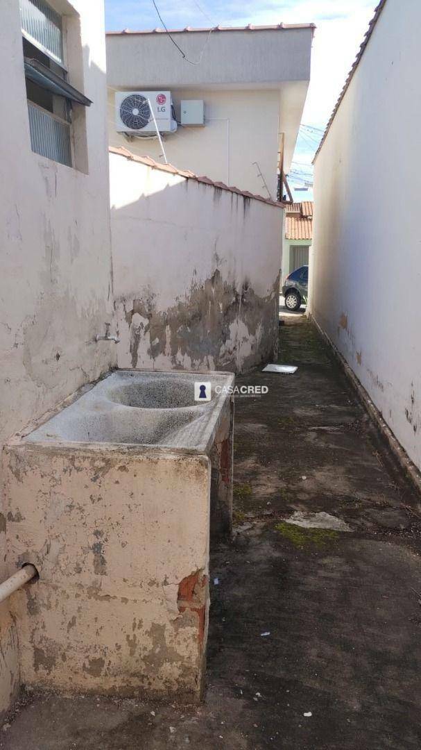 Casa para alugar com 1 quarto, 50m² - Foto 11