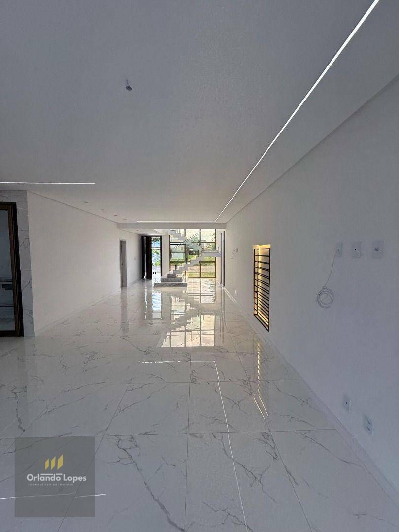 Casa de Condomínio à venda com 5 quartos, 315m² - Foto 11