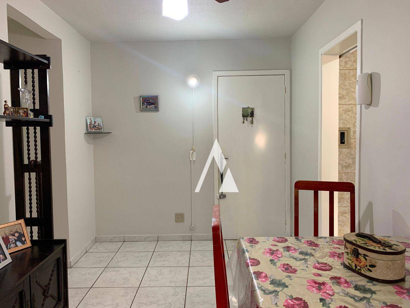 Apartamento à venda com 2 quartos, 52m² - Foto 7