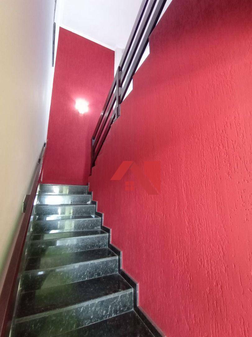 Sobrado à venda com 3 quartos, 350m² - Foto 19