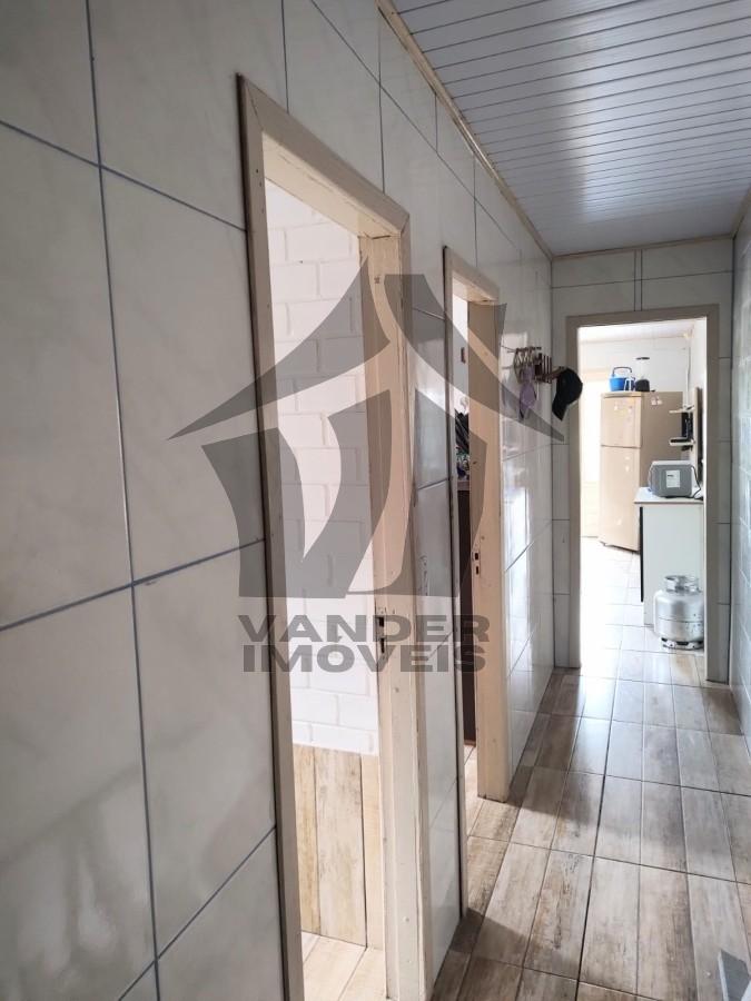 Casa à venda com 6 quartos, 300m² - Foto 7