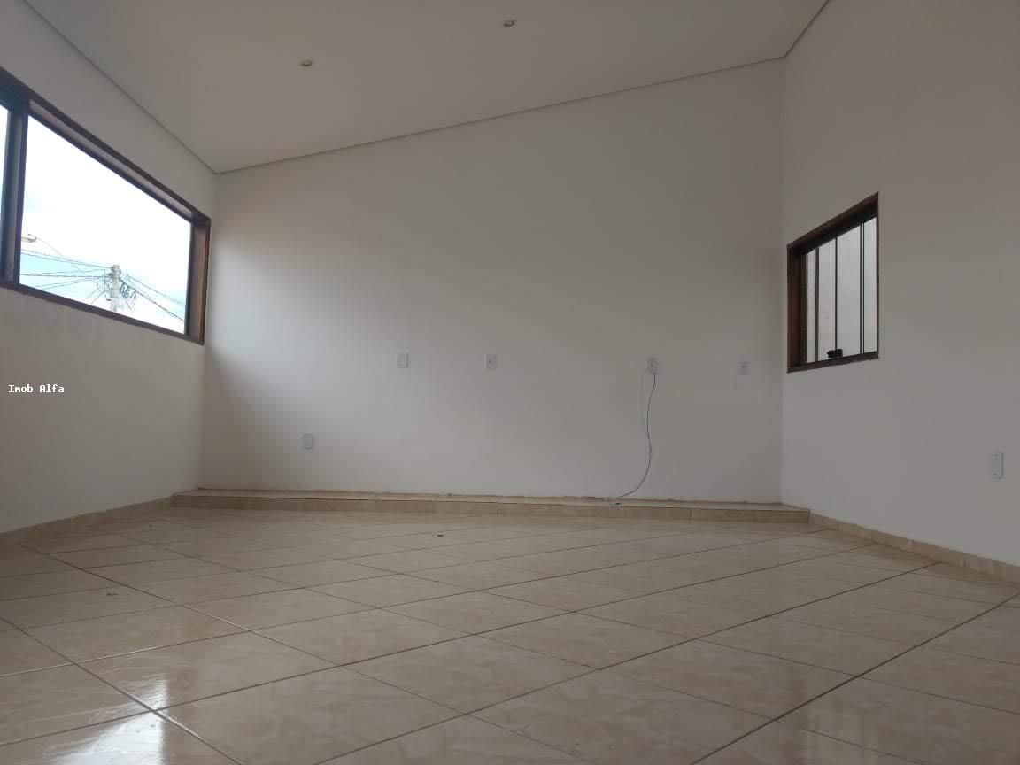 Casa à venda com 3 quartos, 250m² - Foto 10