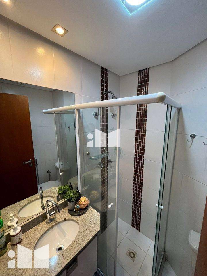 Apartamento à venda com 3 quartos, 110m² - Foto 16