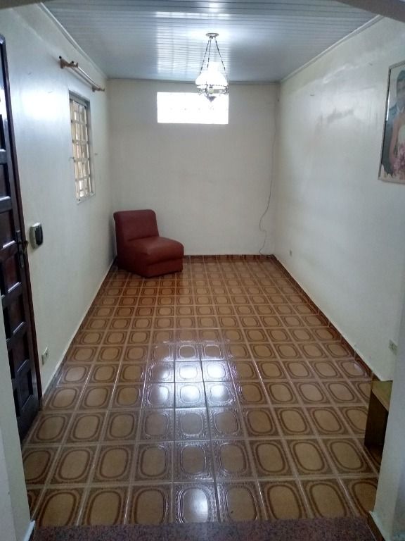 Casa à venda com 2 quartos, 140m² - Foto 4