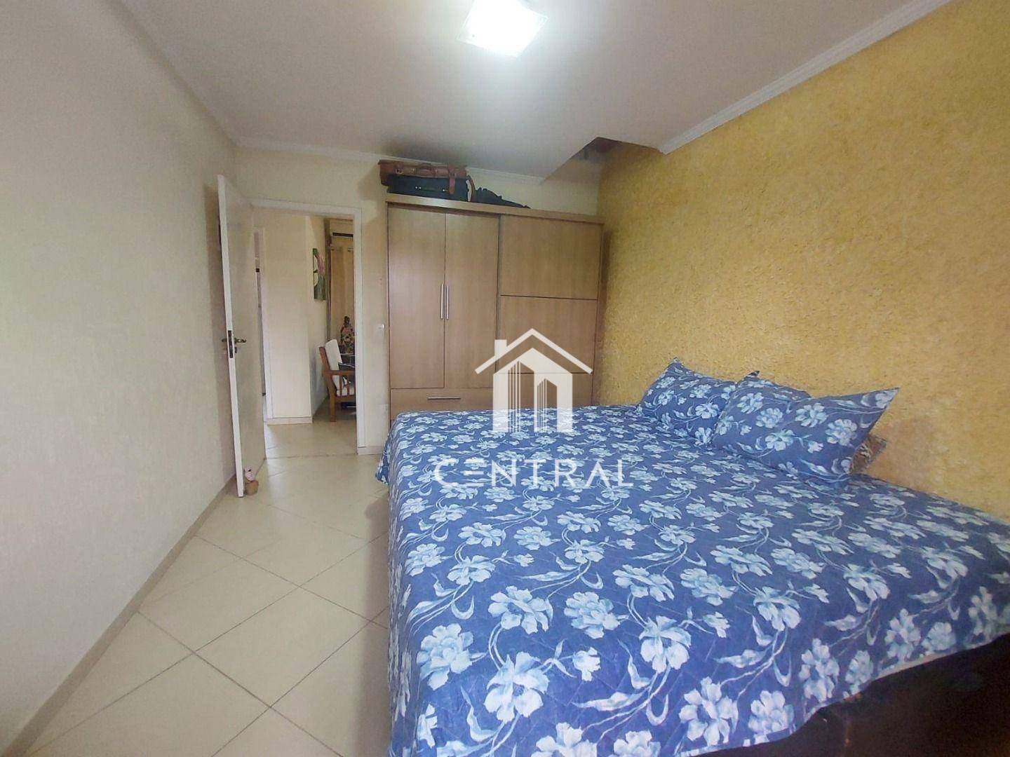 Sobrado à venda com 4 quartos, 340m² - Foto 48