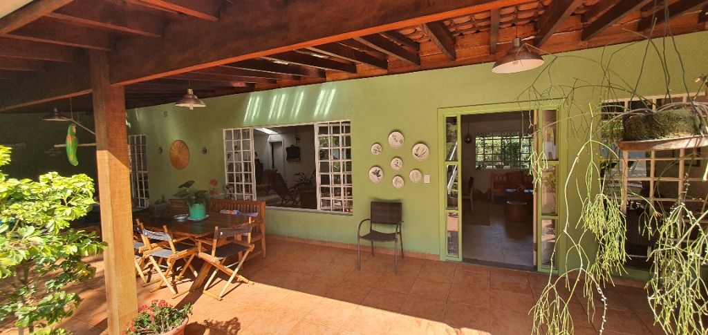 Casa de Condomínio à venda com 3 quartos, 345m² - Foto 4