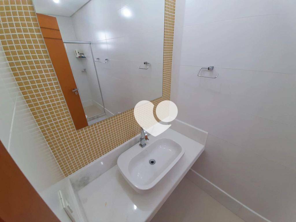 Apartamento à venda com 4 quartos, 180m² - Foto 14