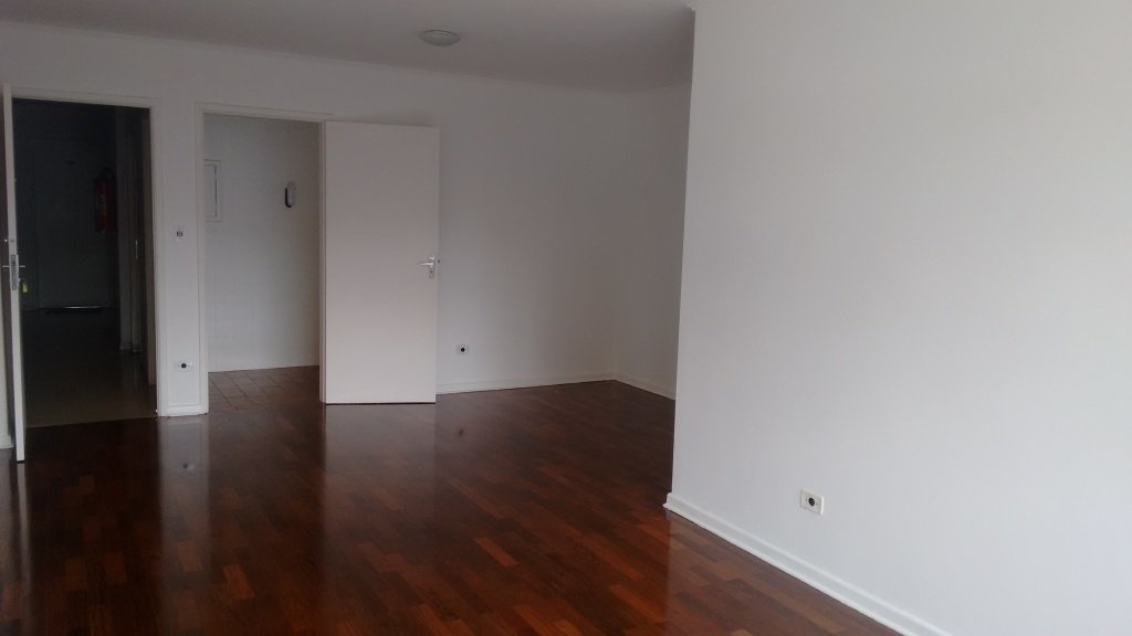 Apartamento para alugar com 3 quartos, 97m² - Foto 4