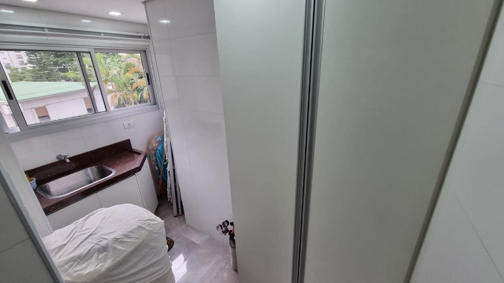 Apartamento à venda com 4 quartos, 130m² - Foto 30