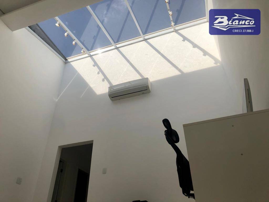 Sobrado à venda com 4 quartos, 250m² - Foto 17