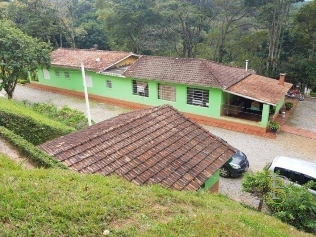 Sítio à venda com 3 quartos, 200m² - Foto 2