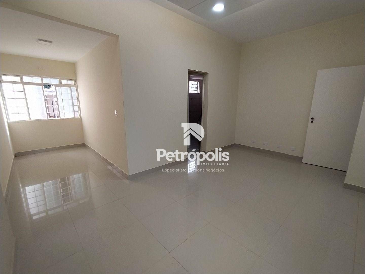 Casa à venda com 4 quartos, 321m² - Foto 14