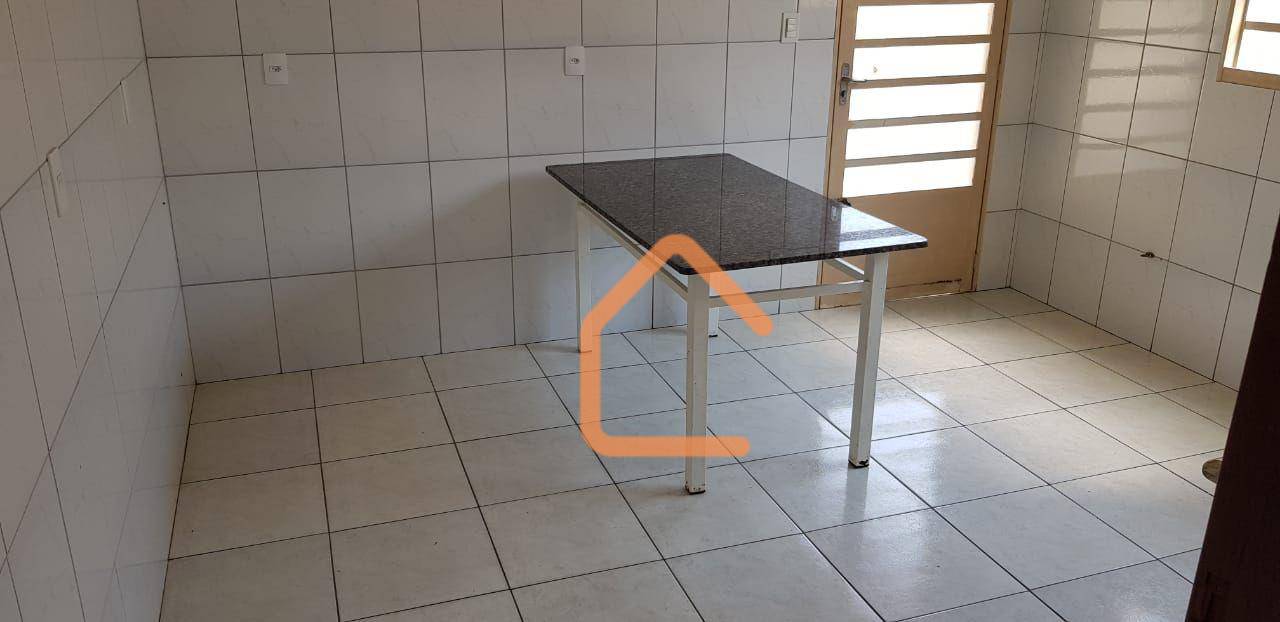 Casa à venda com 3 quartos, 166m² - Foto 18