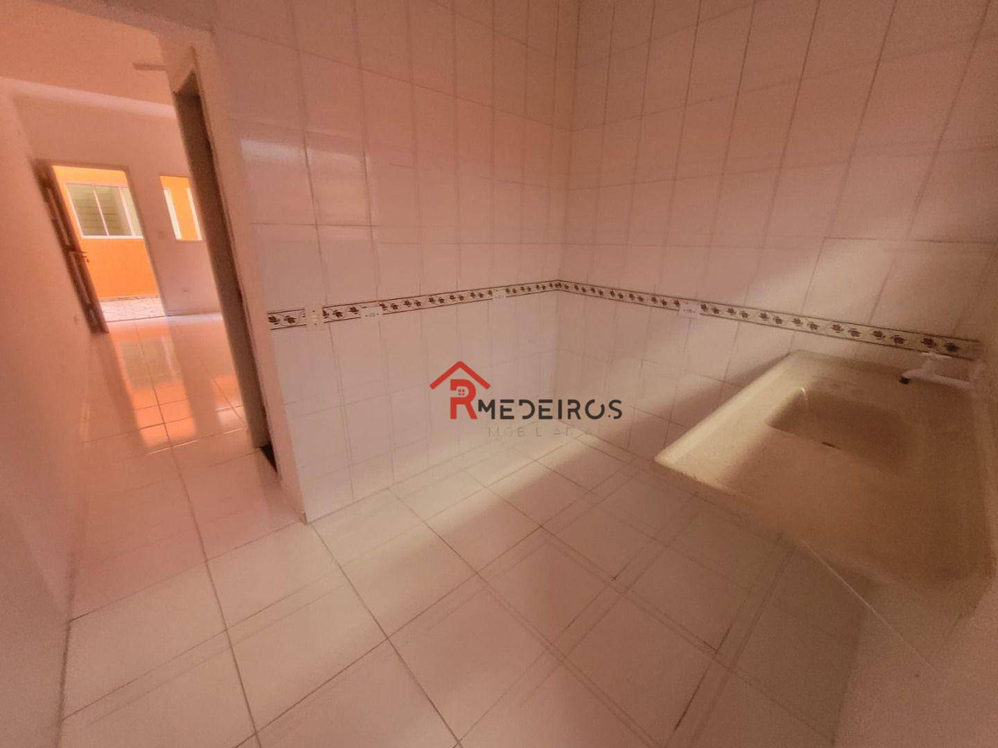 Sobrado à venda com 2 quartos, 60m² - Foto 5