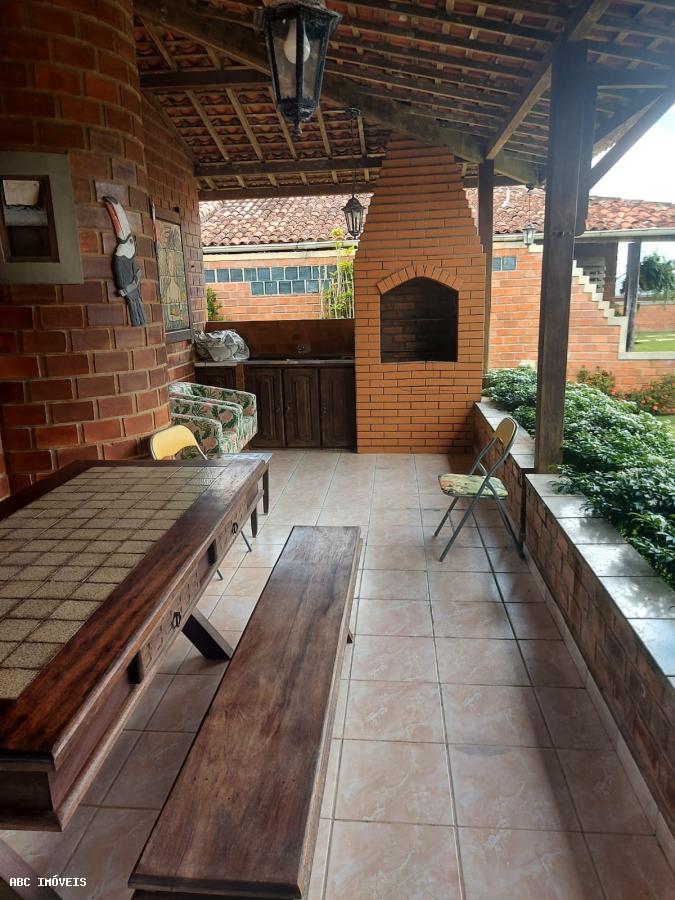 Casa de Condomínio para alugar com 3 quartos, 345m² - Foto 9