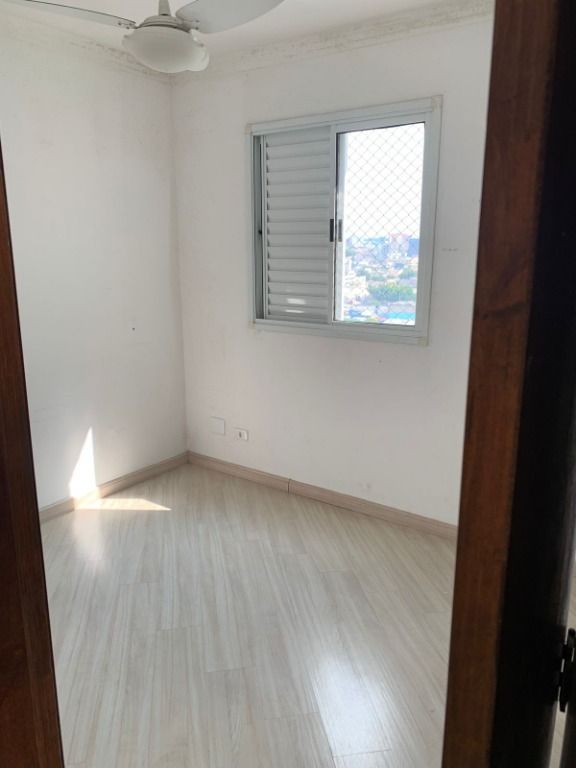 Apartamento à venda com 2 quartos, 48m² - Foto 4