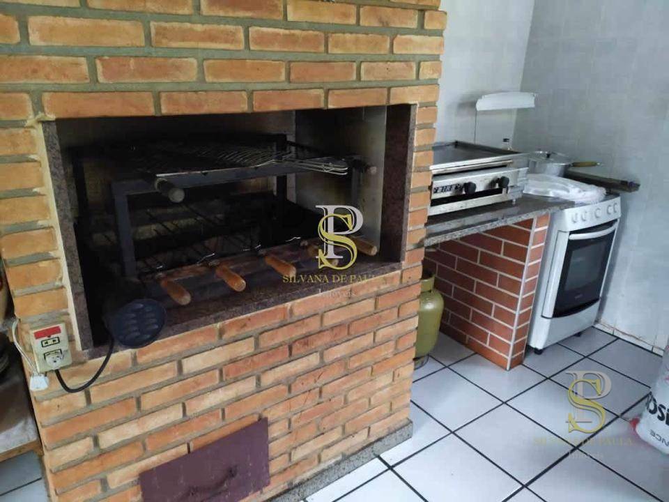 Chácara à venda com 5 quartos, 600m² - Foto 24