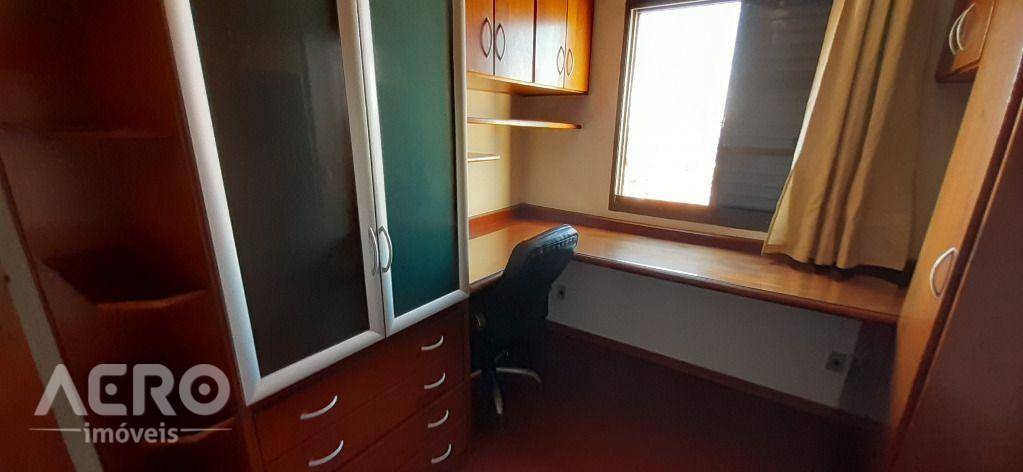 Apartamento à venda com 3 quartos, 90m² - Foto 10