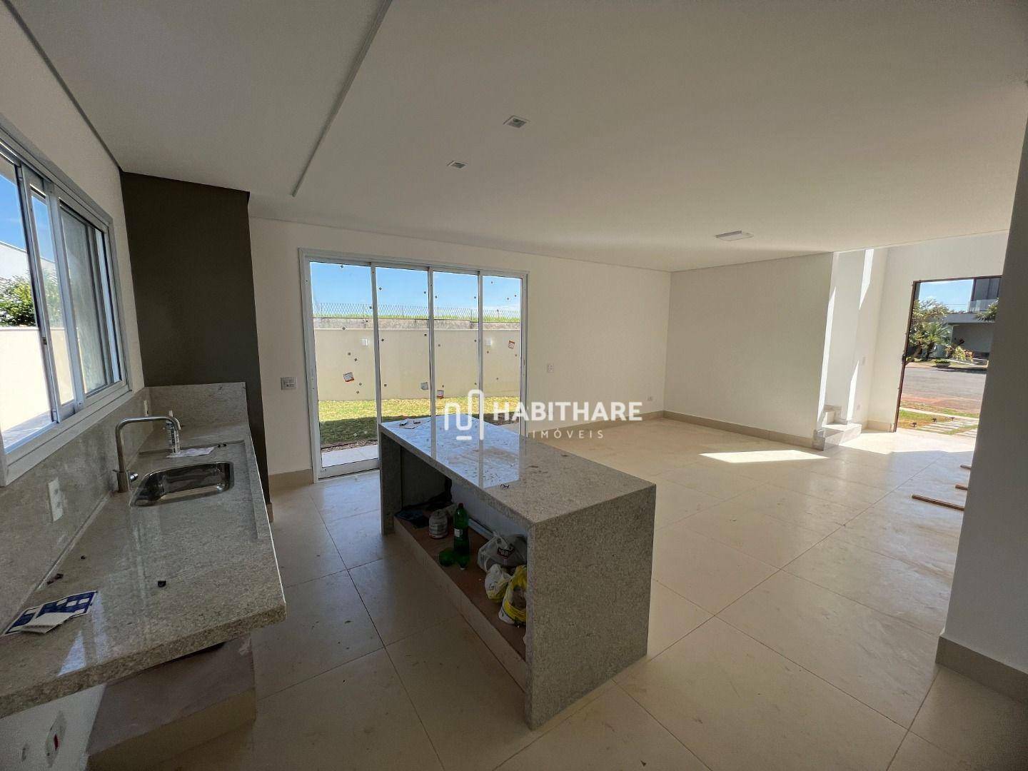 Casa de Condomínio à venda com 3 quartos, 166m² - Foto 4