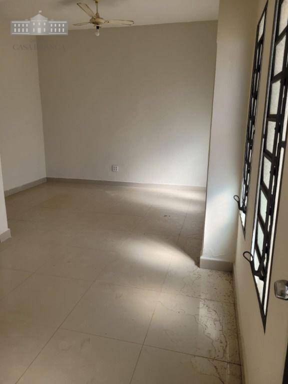 Sobrado à venda com 4 quartos, 120m² - Foto 4