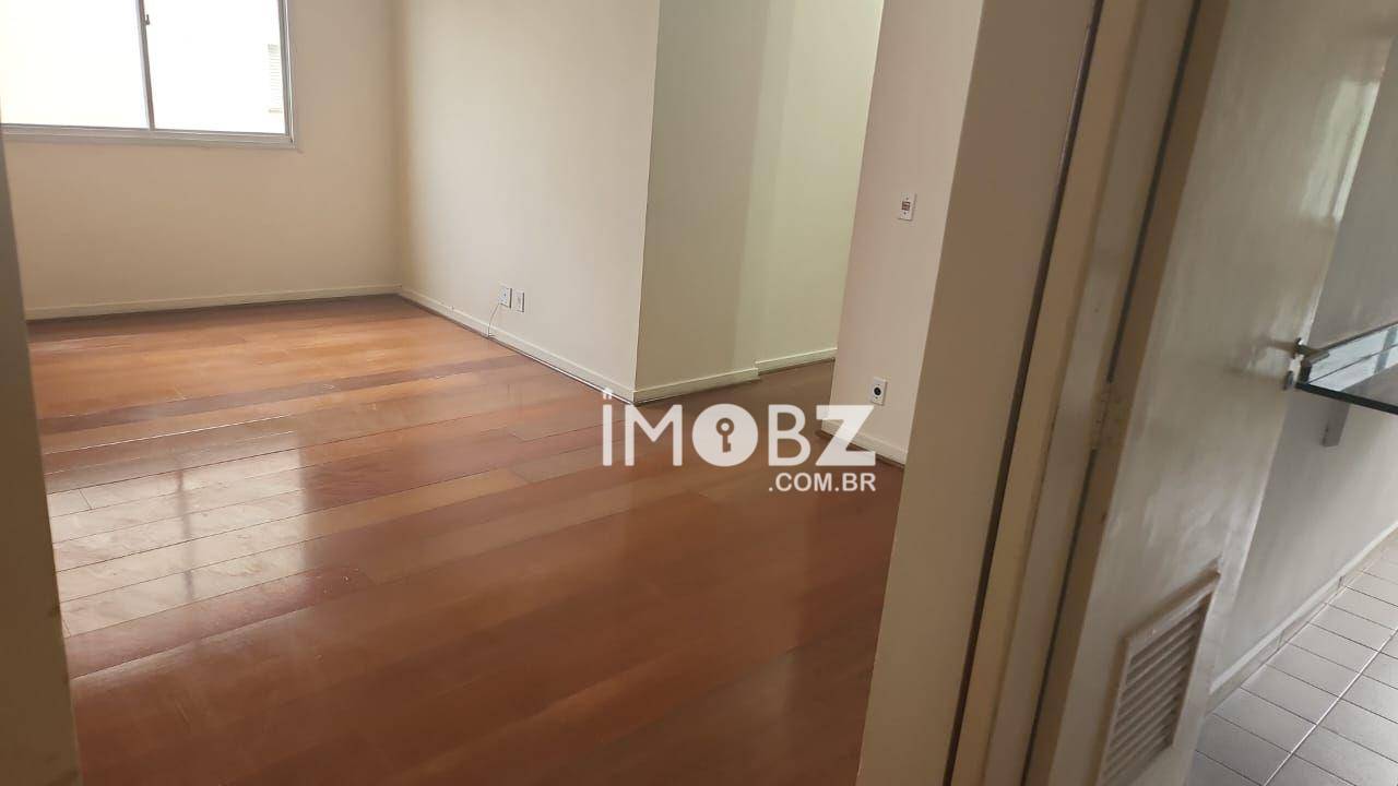 Apartamento à venda com 3 quartos, 69m² - Foto 1