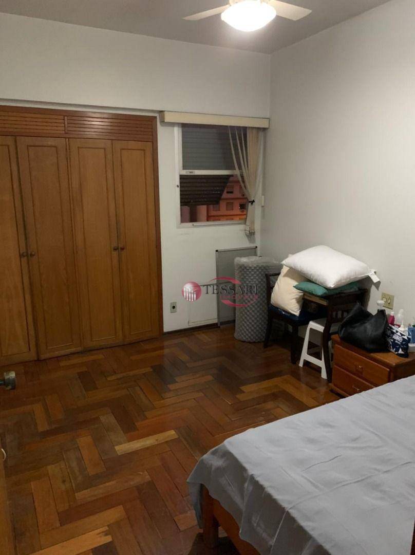 Apartamento à venda com 3 quartos, 140m² - Foto 11