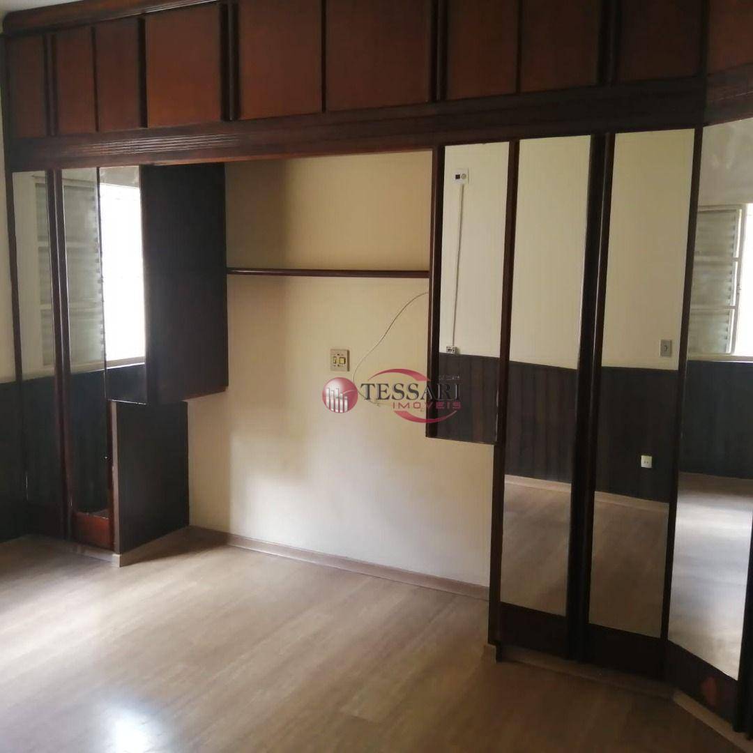 Casa à venda com 3 quartos, 250m² - Foto 6