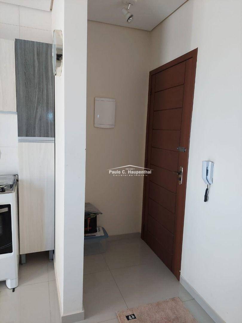 Apartamento à venda com 2 quartos, 64m² - Foto 6