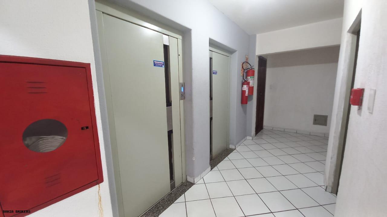 Apartamento à venda com 2 quartos, 70m² - Foto 15