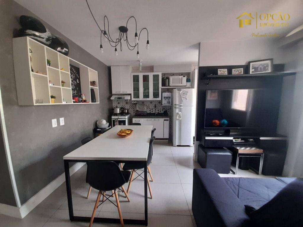 Apartamento à venda com 2 quartos, 45m² - Foto 1