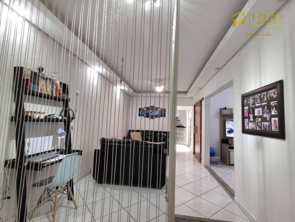 Casa à venda com 2 quartos, 188m² - Foto 8