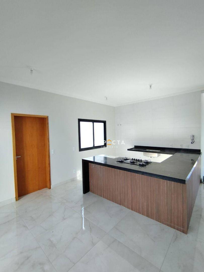 Casa à venda com 3 quartos, 168m² - Foto 10