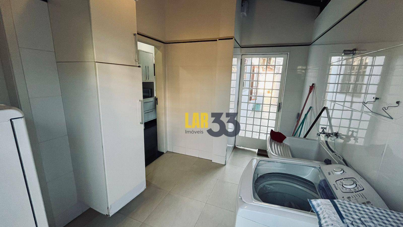 Casa à venda com 3 quartos, 298m² - Foto 45