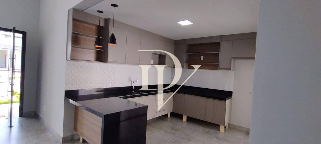 Casa de Condomínio à venda com 3 quartos, 191m² - Foto 3