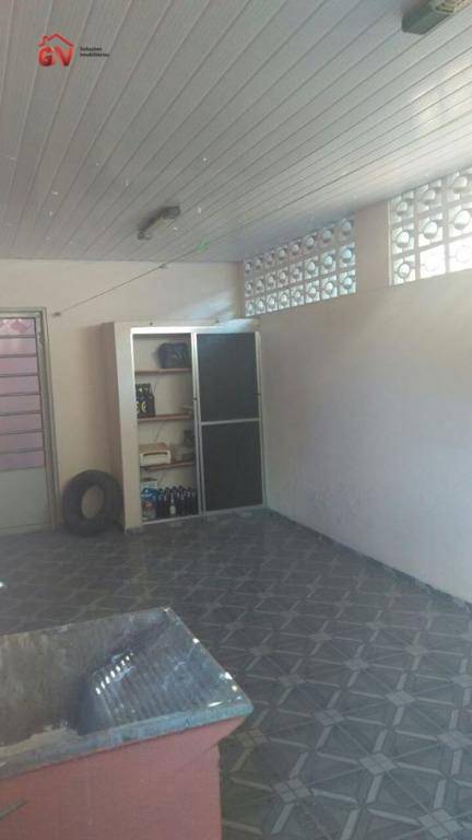 Casa à venda com 2 quartos, 80m² - Foto 5