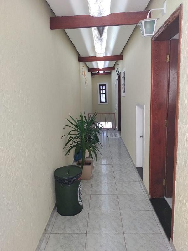 Casa à venda com 4 quartos, 130m² - Foto 22