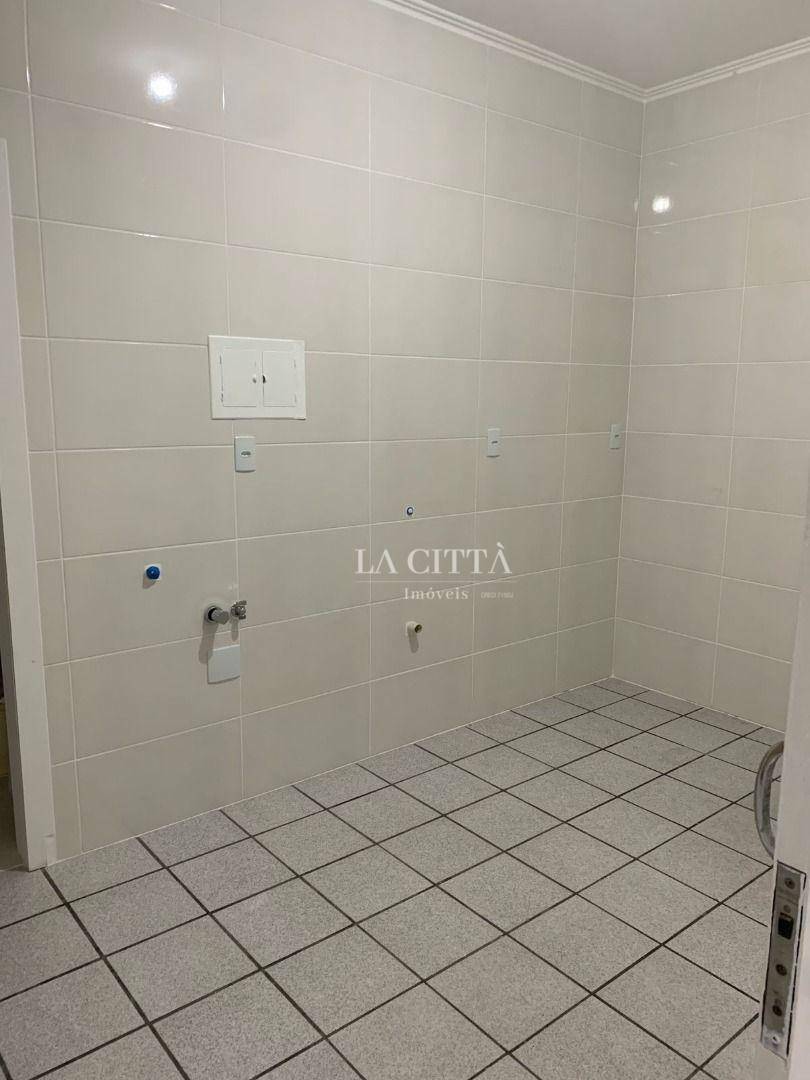 Casa para alugar com 1 quarto, 40m² - Foto 3
