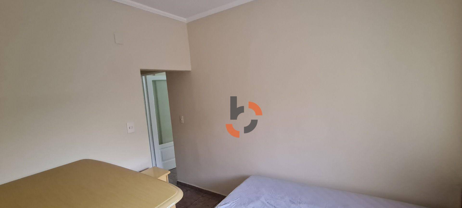 Casa à venda com 5 quartos, 232m² - Foto 17