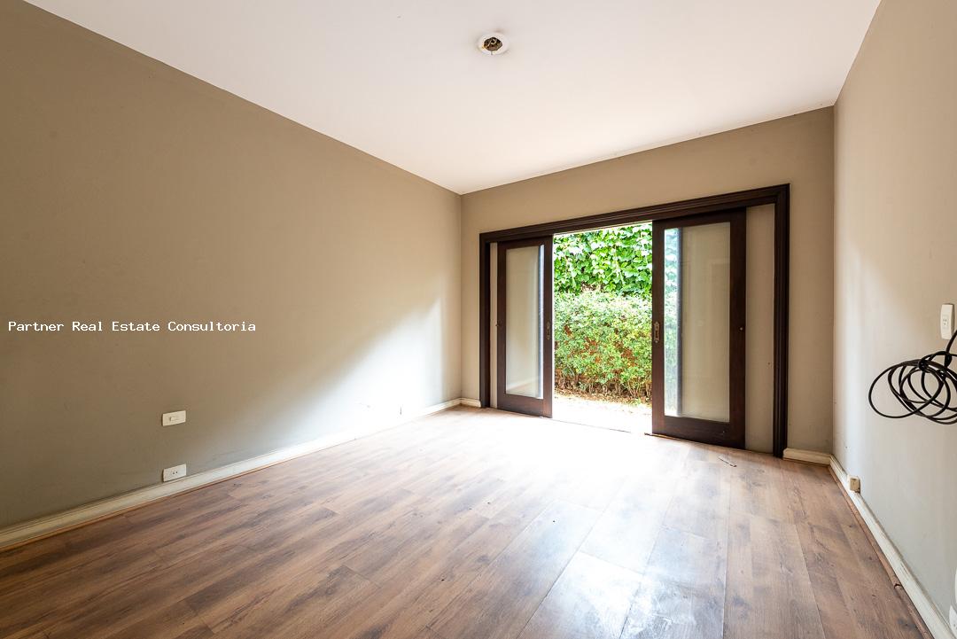 Casa à venda com 4 quartos, 960m² - Foto 28