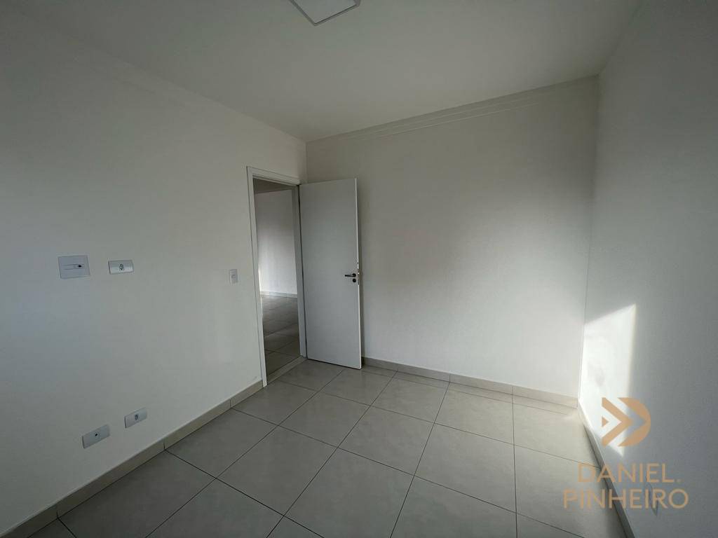 Apartamento à venda com 2 quartos, 71m² - Foto 9