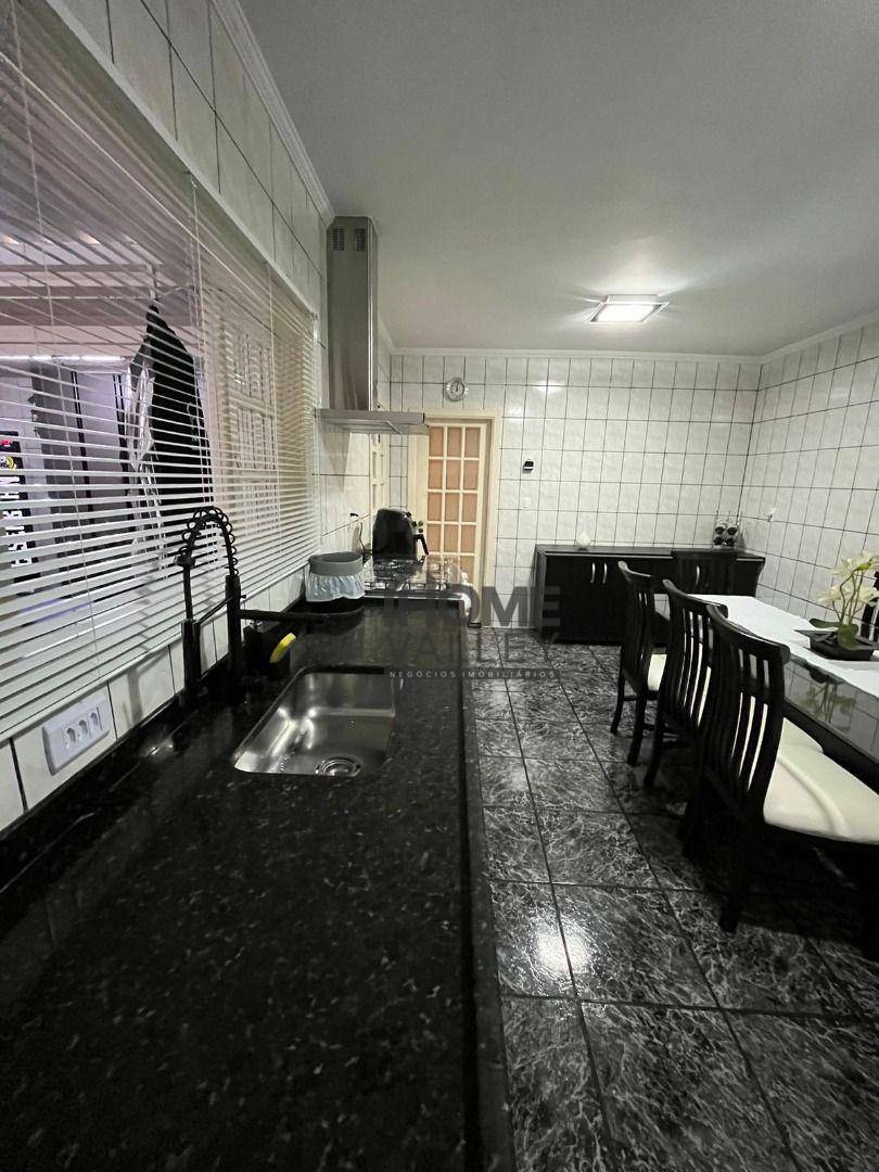 Casa à venda com 3 quartos, 153m² - Foto 8