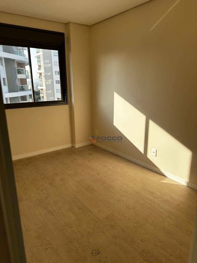 Apartamento à venda com 3 quartos, 93m² - Foto 9