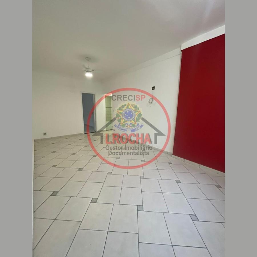 Casa à venda com 3 quartos, 300m² - Foto 2