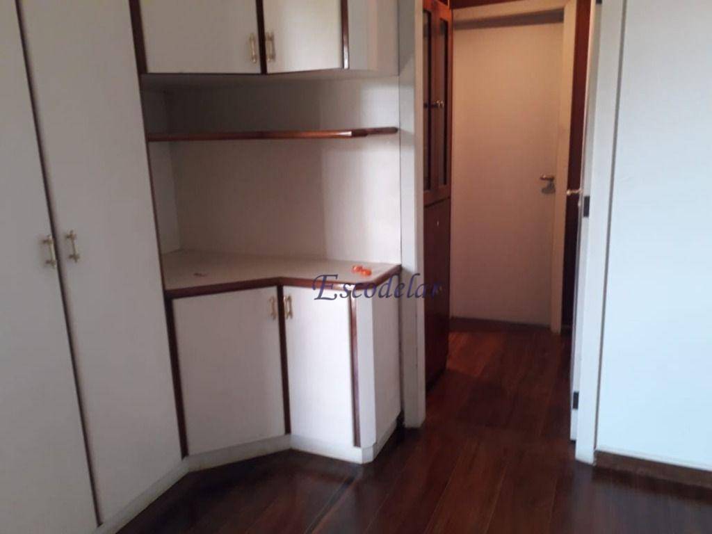 Apartamento para alugar com 4 quartos, 198m² - Foto 6