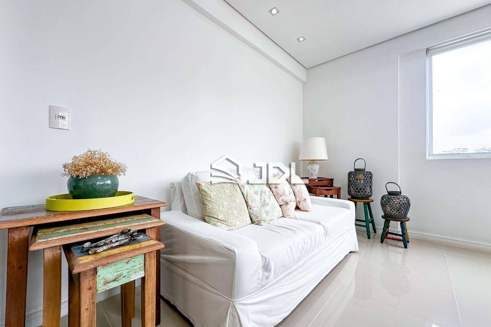 Apartamento à venda com 4 quartos, 204m² - Foto 13