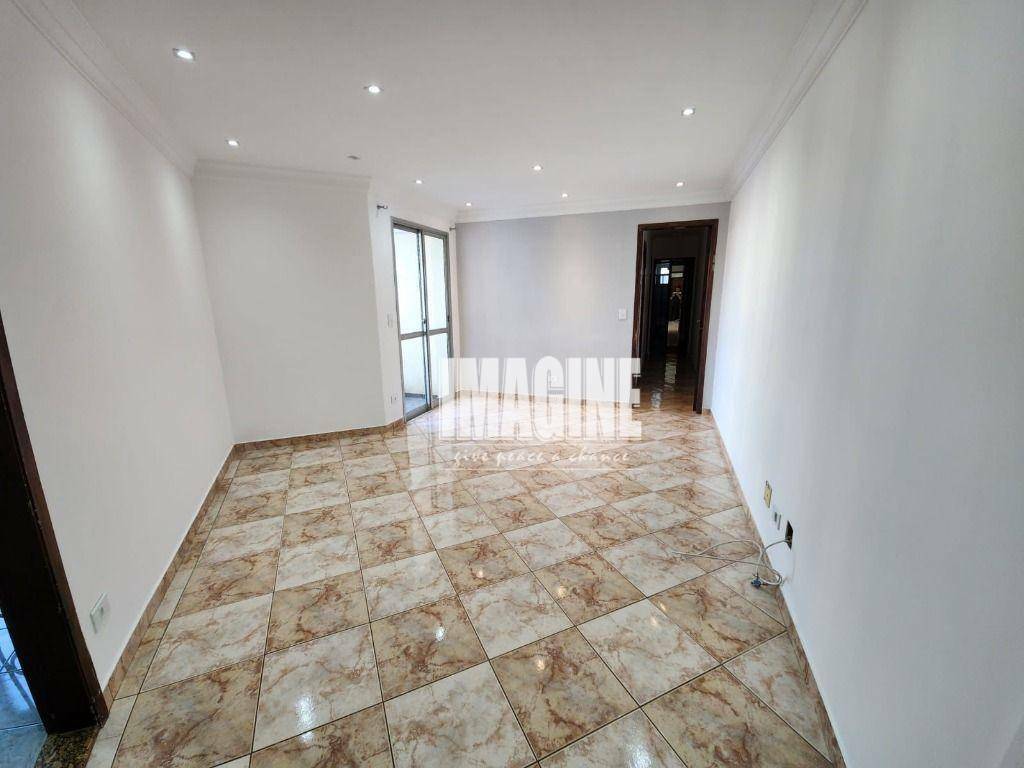 Apartamento para alugar com 3 quartos, 65m² - Foto 1