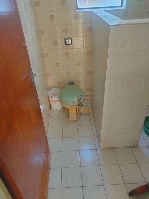 Sobrado à venda com 3 quartos, 215m² - Foto 29