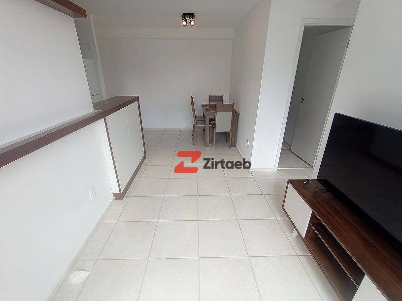 Apartamento para alugar com 3 quartos, 81m² - Foto 32